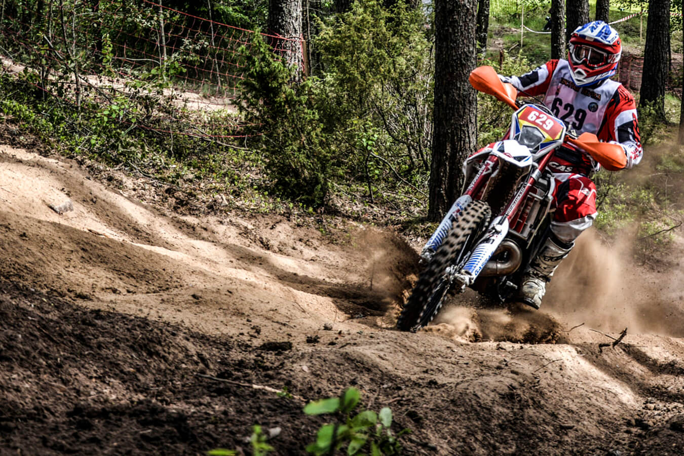 مسابقات ورزشی